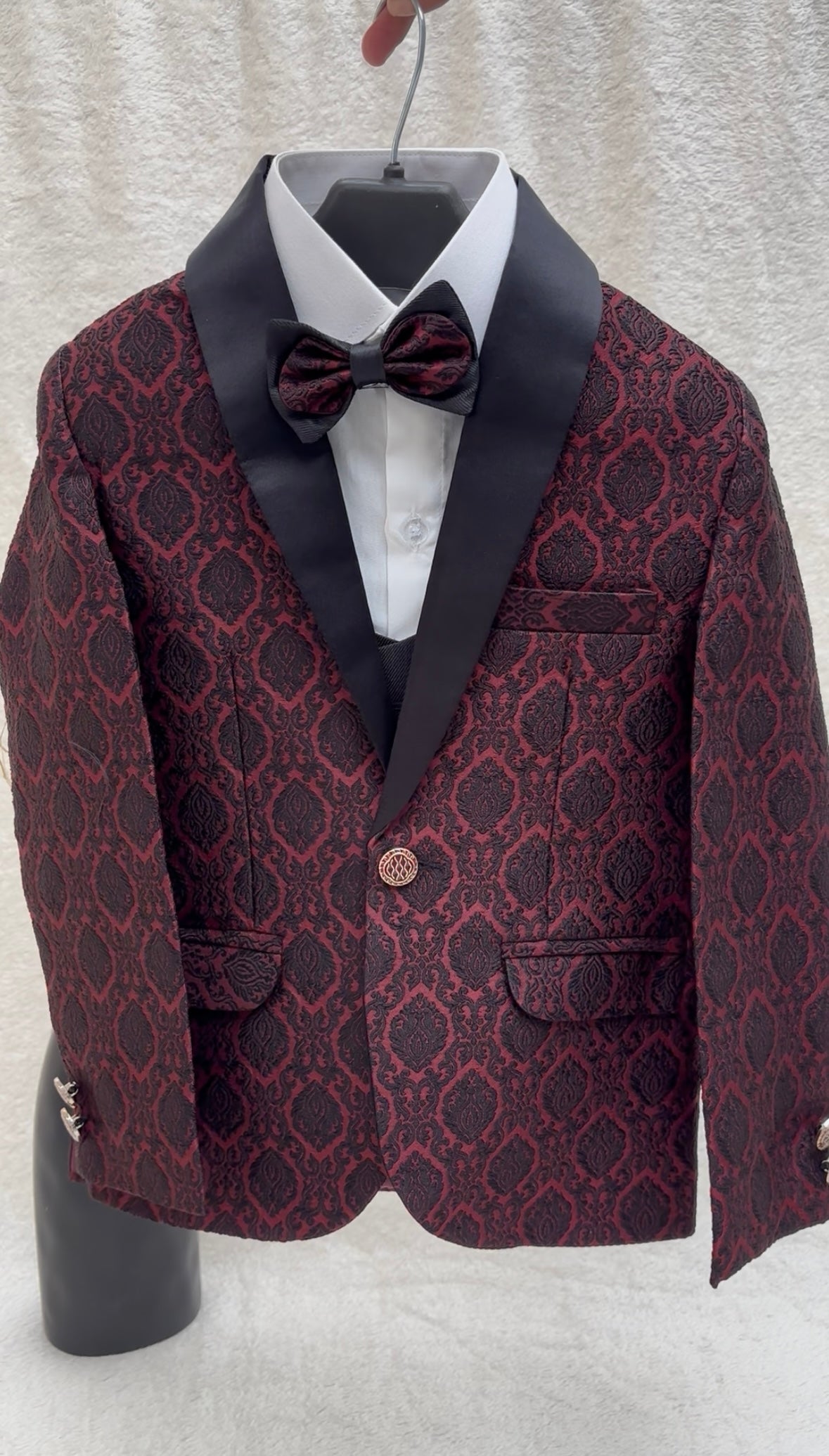 Textured Maroon Suit 4pc