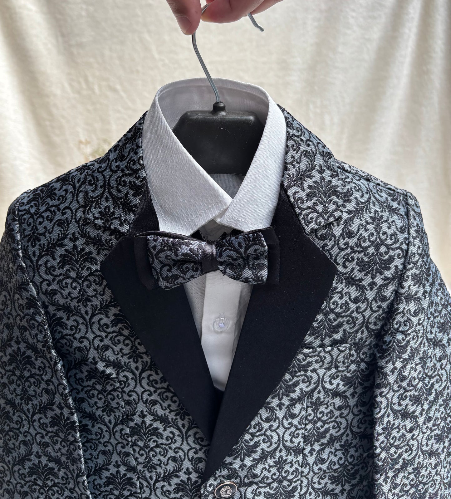 Textured Gray Suit 4pc