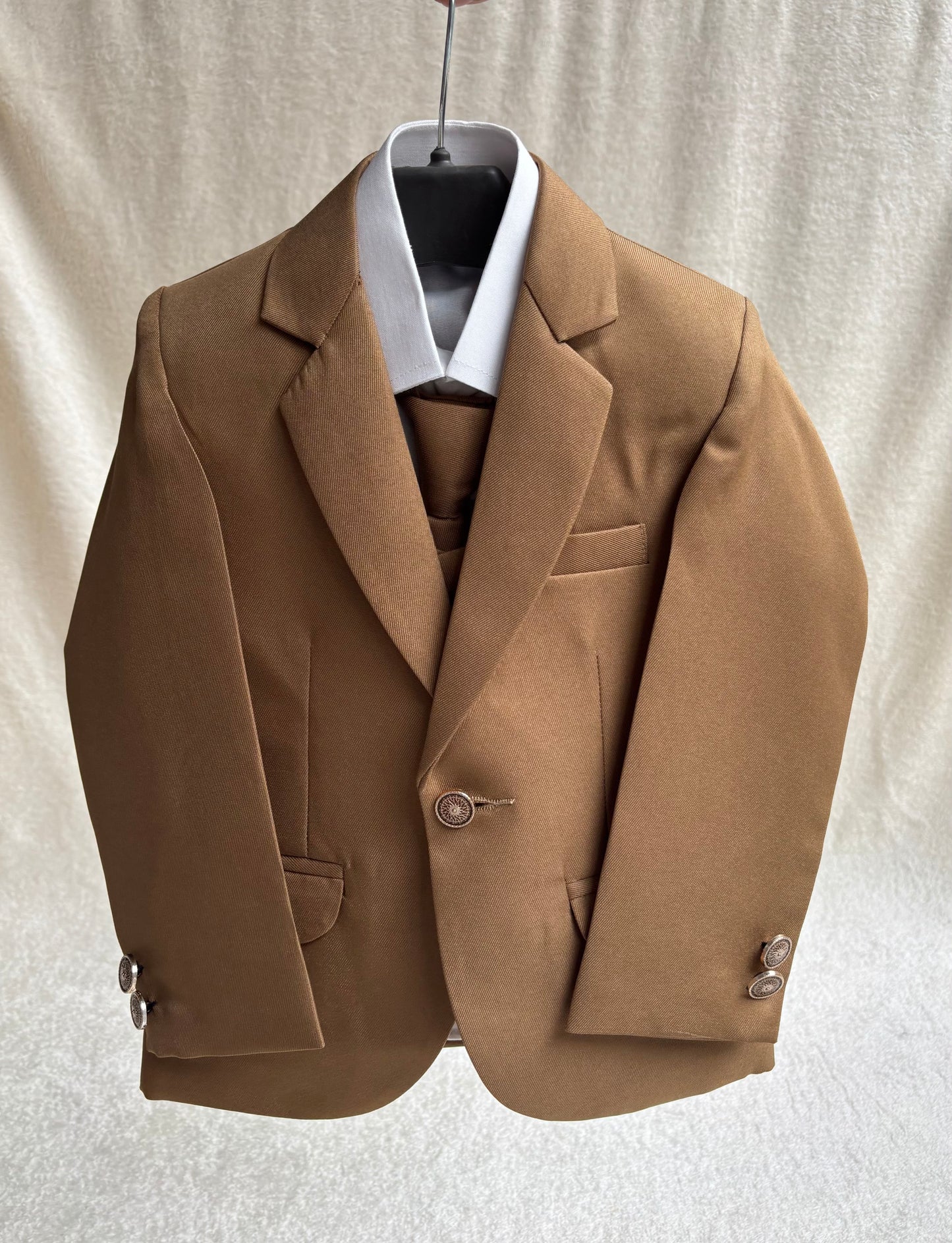 Camel Suit 4pc