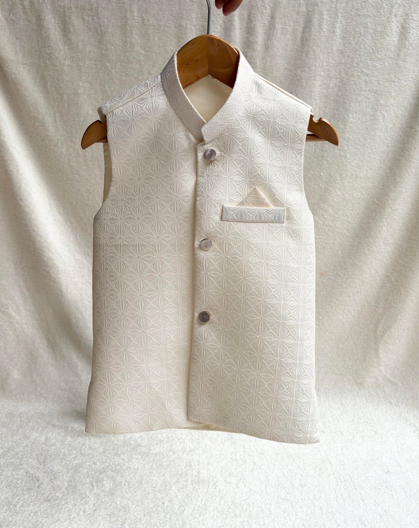 Off-White Self Waistcoat (101)