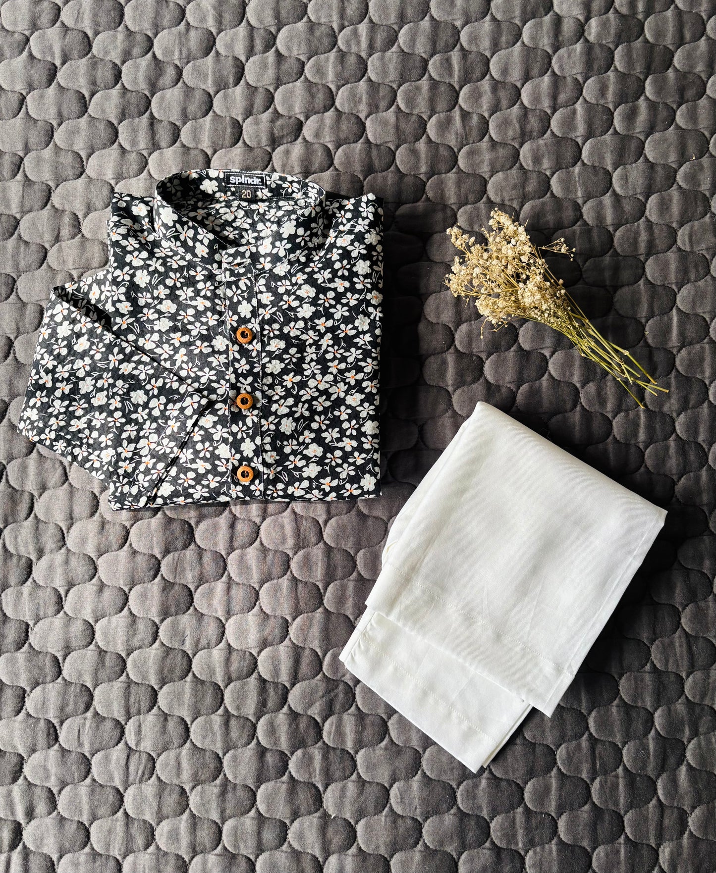 BLACK FLORAL
