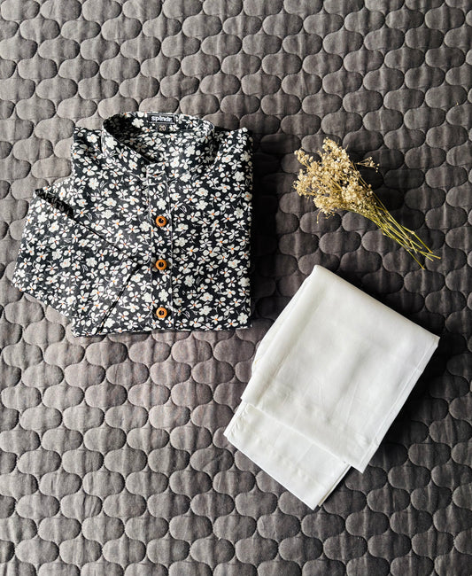 BLACK FLORAL