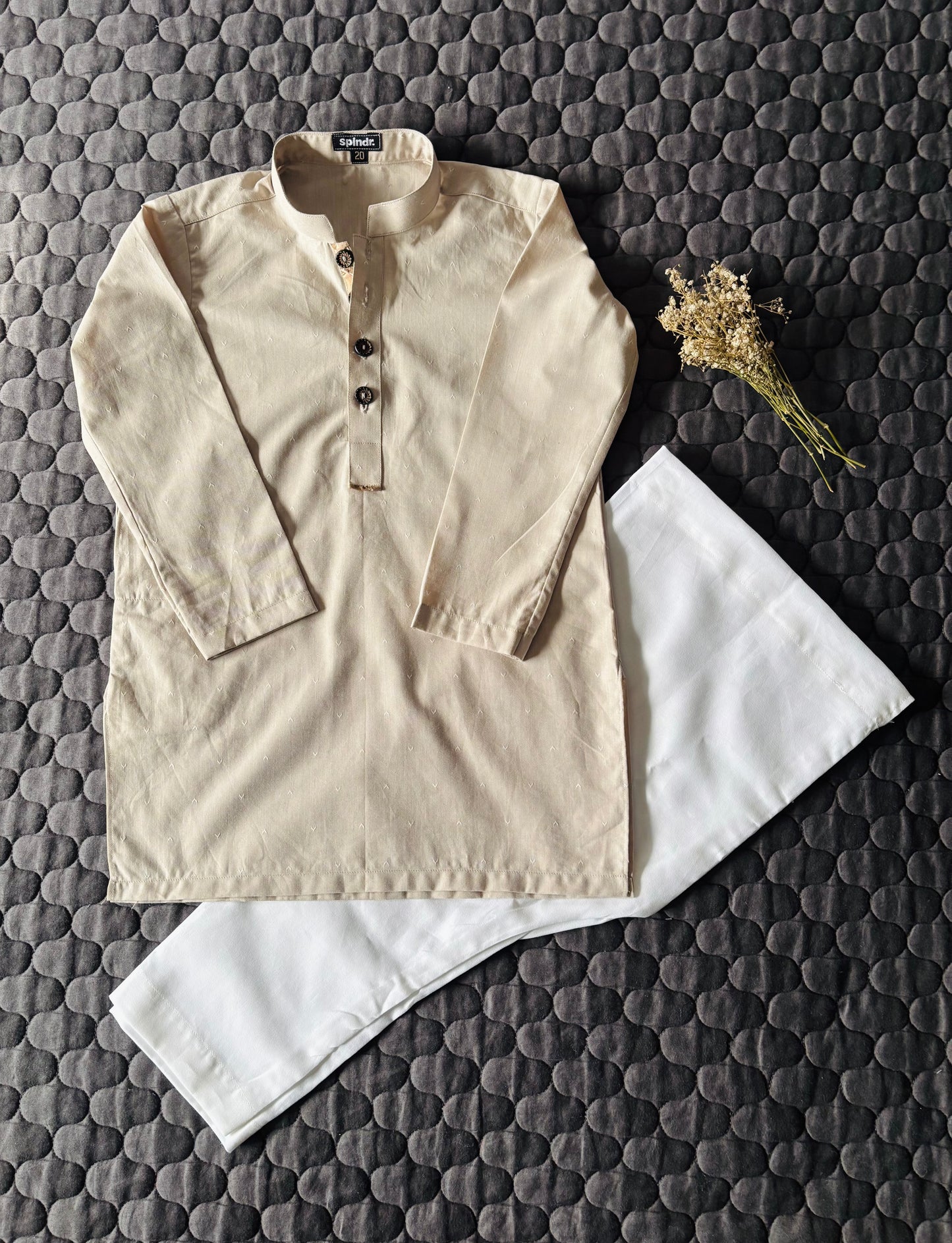BEIGE SELF