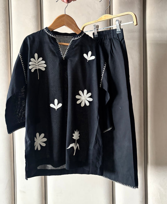 Black 2 pc