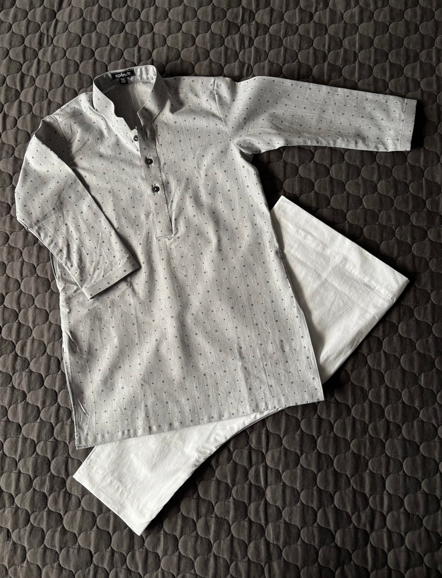 LIGHT GRAY