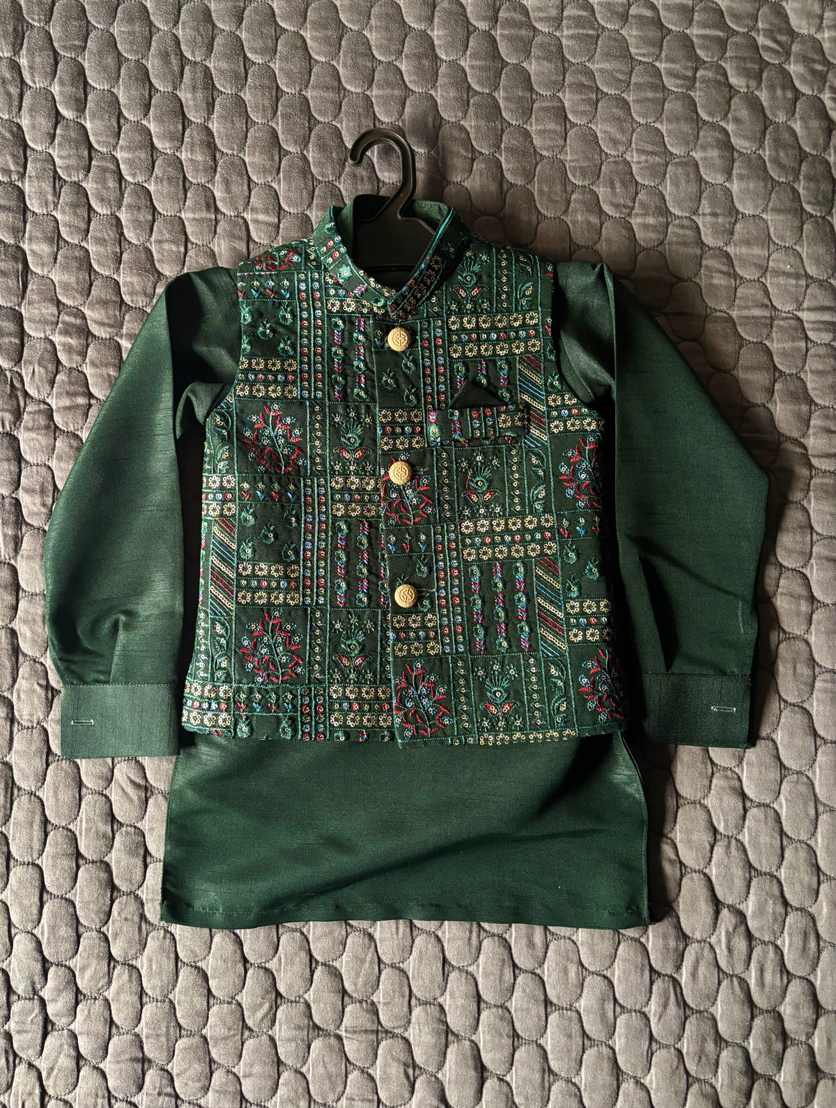 EMERALD GREEN EMBROIDERED WAISTCOAT 3PC (WC2)
