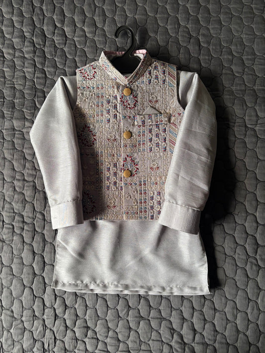 LIGHT GRAY EMBROIDERED WAISTCOAT 3PC (WC2)