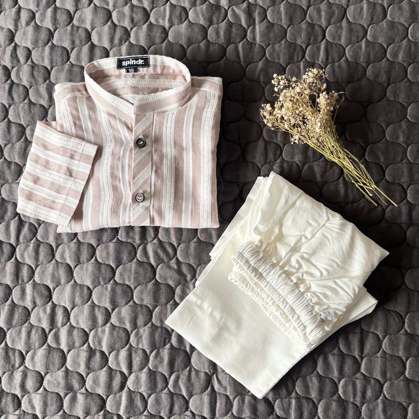 BEIGE STRIPES