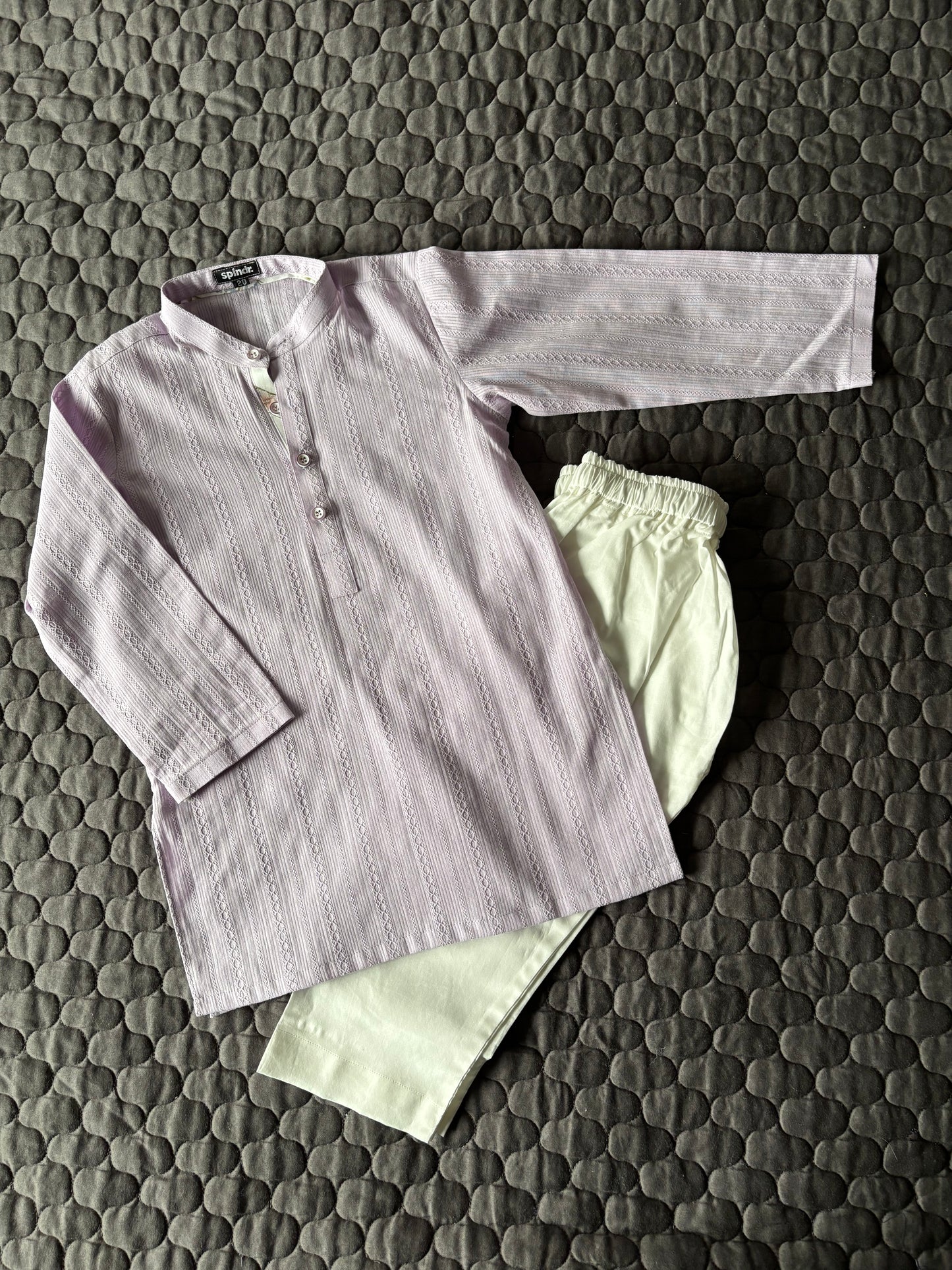 LILAC DOBBY