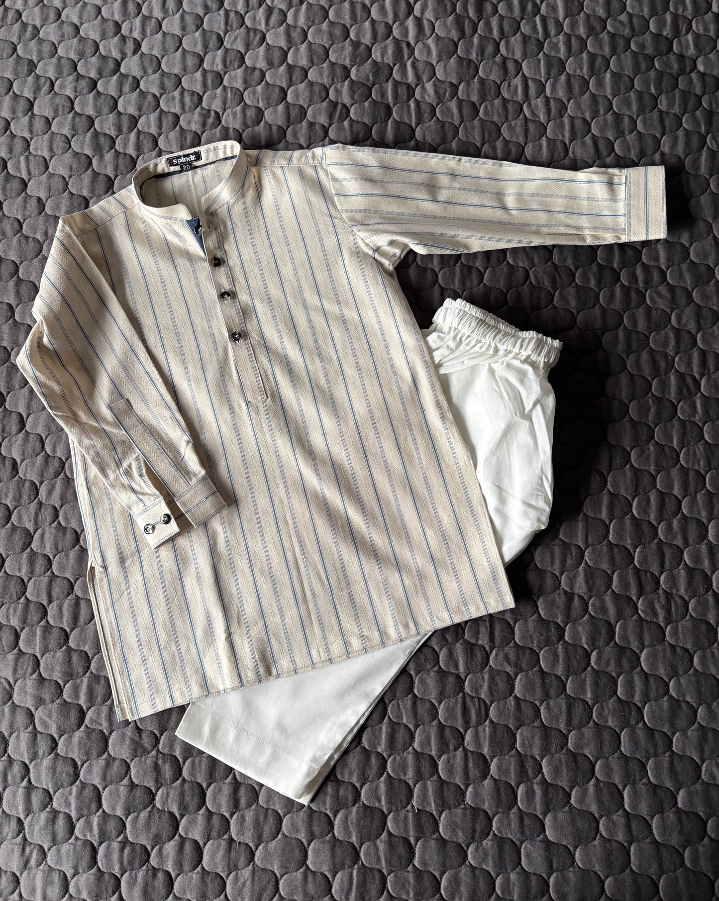 CREAM STRIPES