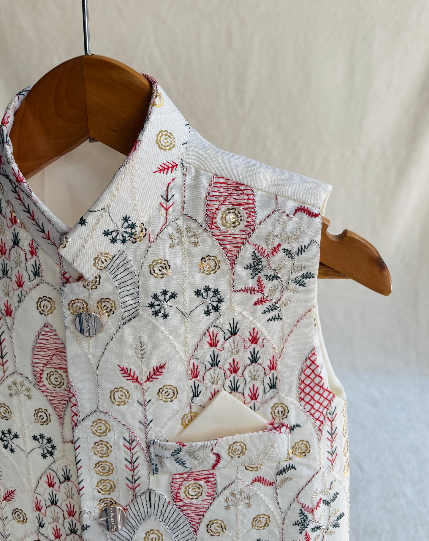 Off-White Floral Embroidered Waistcoat